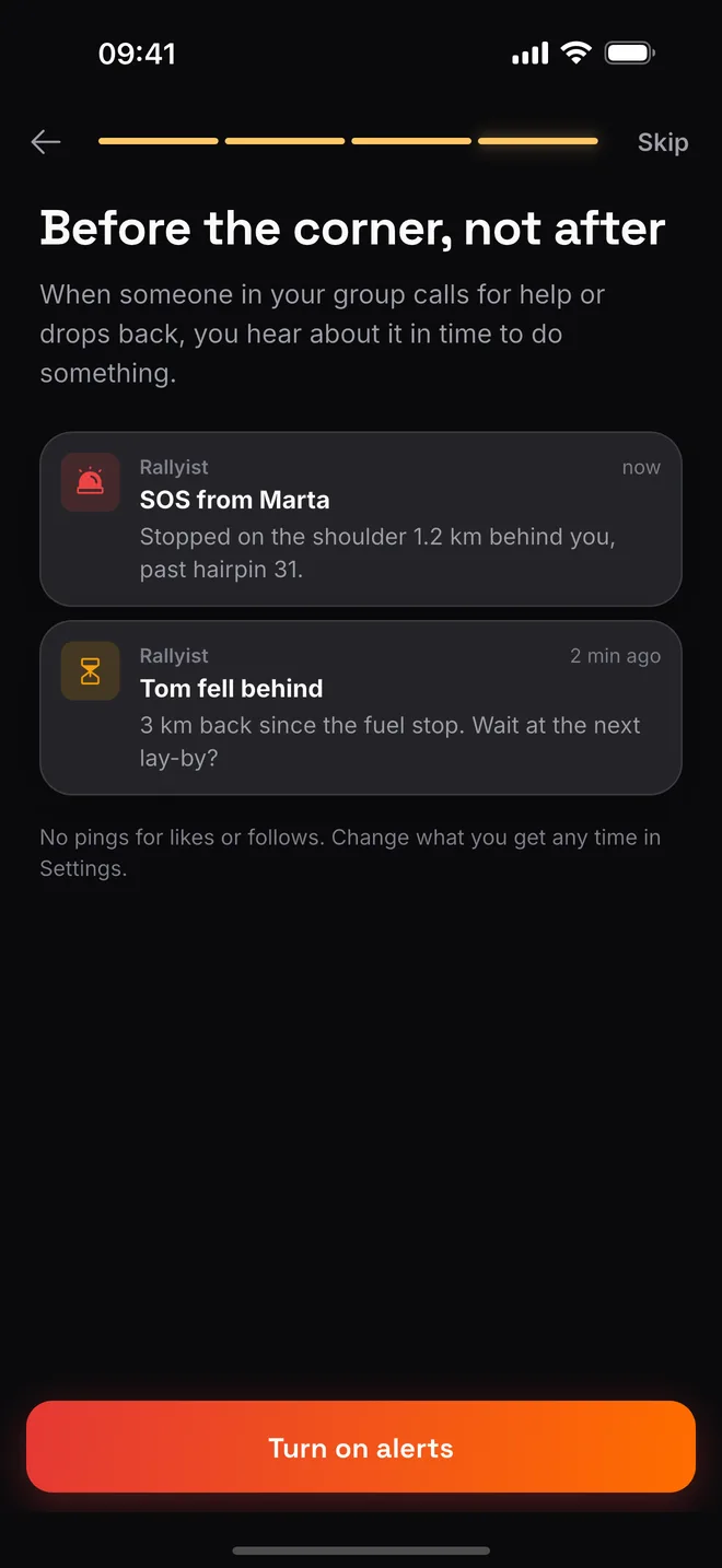 Group alerts in Rallyist: an SOS and a car that fell behind